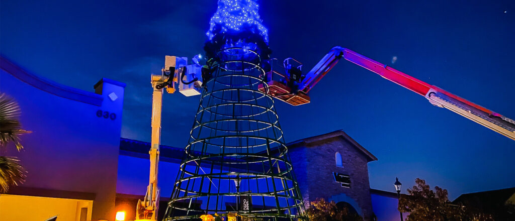 Businesses Benefit From Christmas Lighting