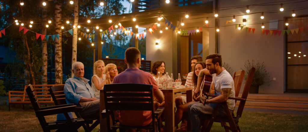 outdoor string lighting